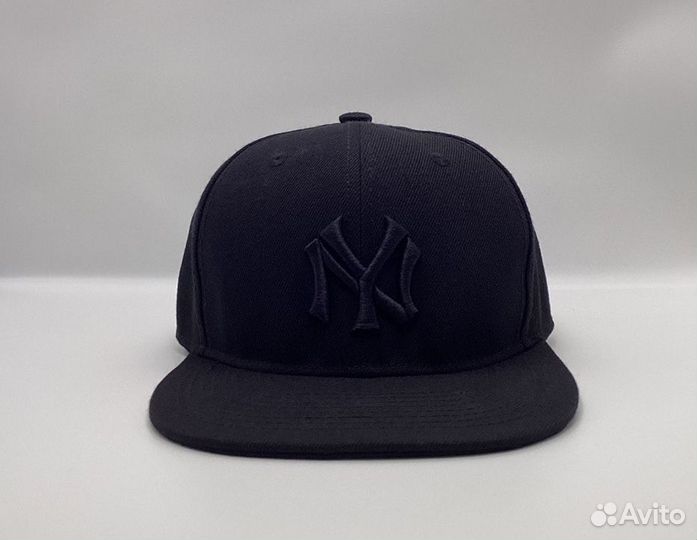 Кепка snapback NY (New York Yankees, с черным лого