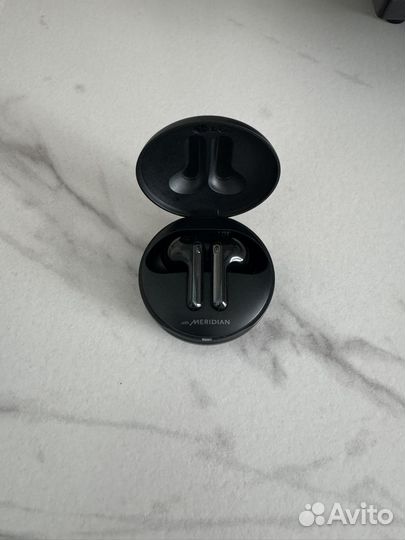 Беспроводные наушники lg