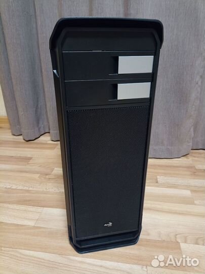 Корпус AeroCool Aero-500