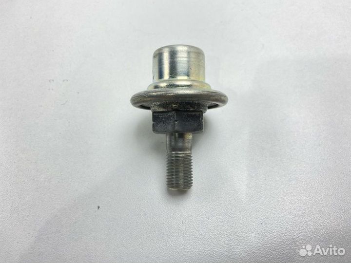 Регулятор давления топлива Toyota Caldina AZT246W