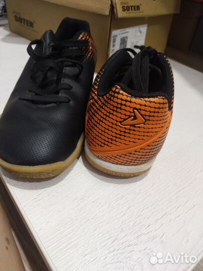 Бутсы для зала Демикс