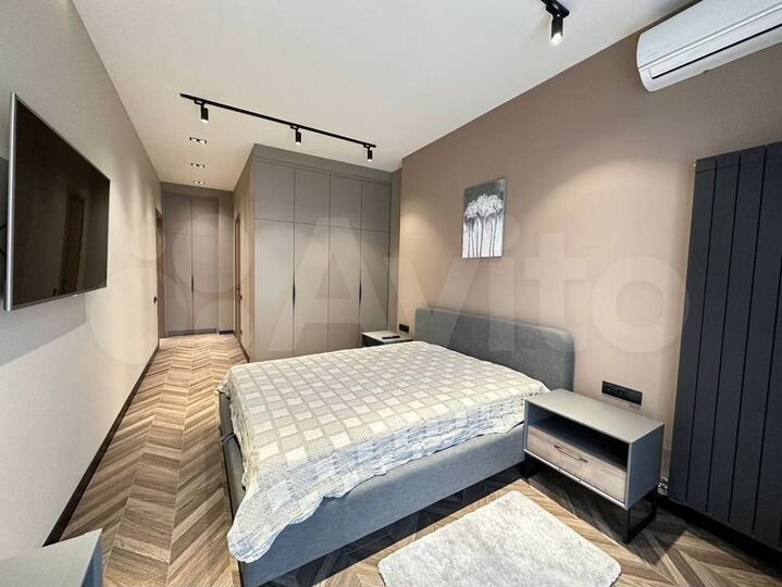 3-к. квартира, 90 м², 7/8 эт.