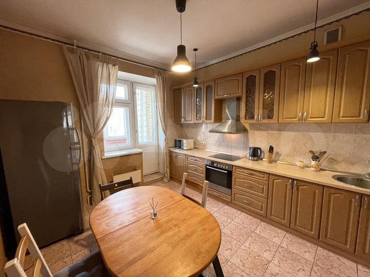 2-к. квартира, 77 м², 3/11 эт.