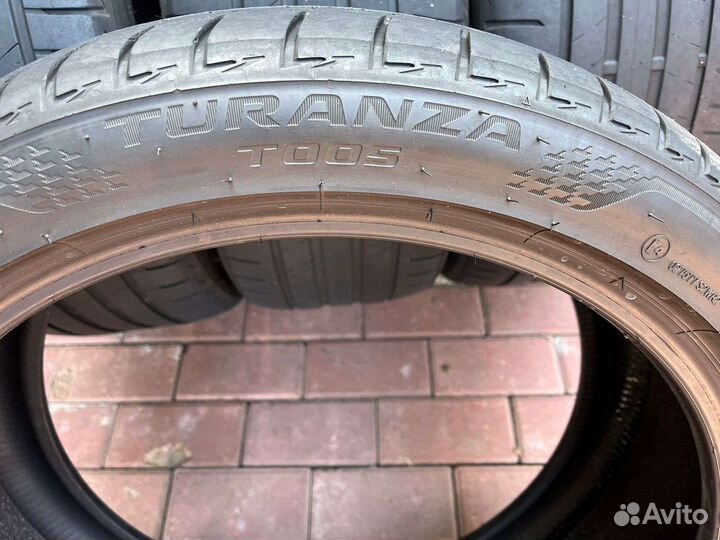 Bridgestone Turanza T005 255/40 R20