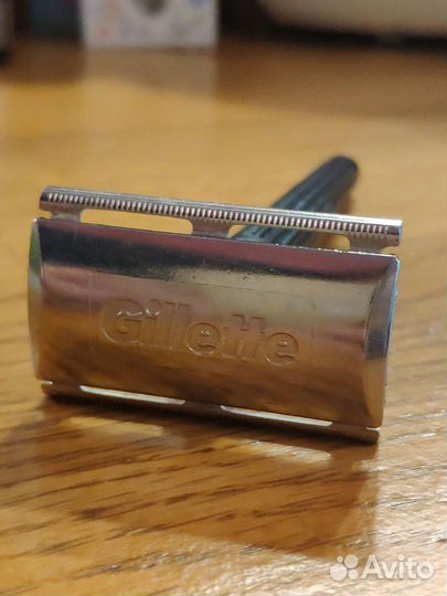 Бритвенный станок gillette