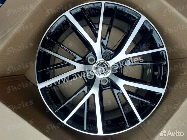 Новый комплект дисков на Toyota LC 200 R20