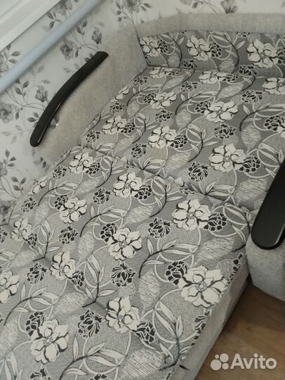 Диван книжка Б/У
