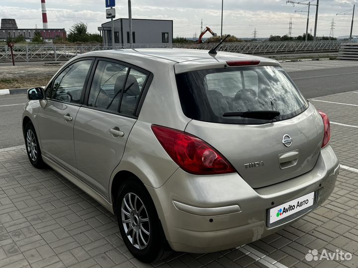 Nissan Tiida 1.6 МТ, 2010, 184 285 км