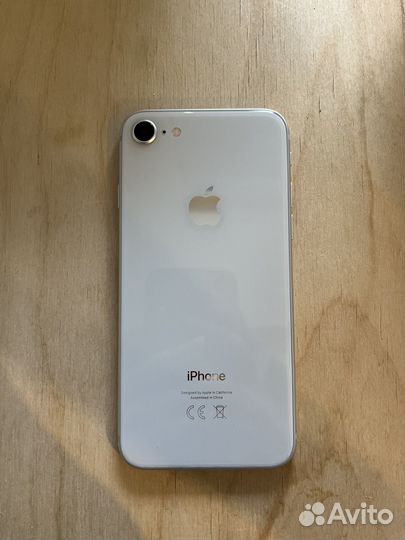 Телефон iPhone 8 64 gb