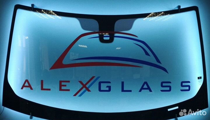 Правое стекло для rover land rover discovery