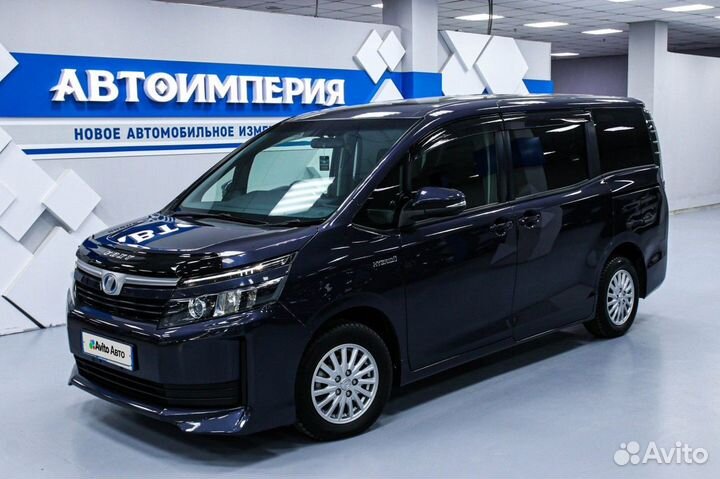 Toyota Voxy 1.8 CVT, 2014, 180 000 км