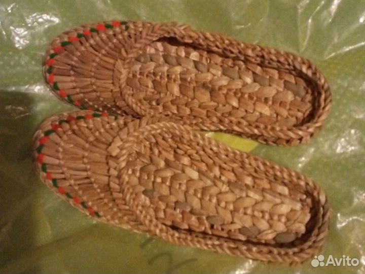 Лапти плетёные