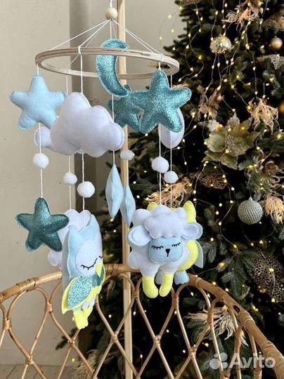 Мобиль на кроватку ручной работы