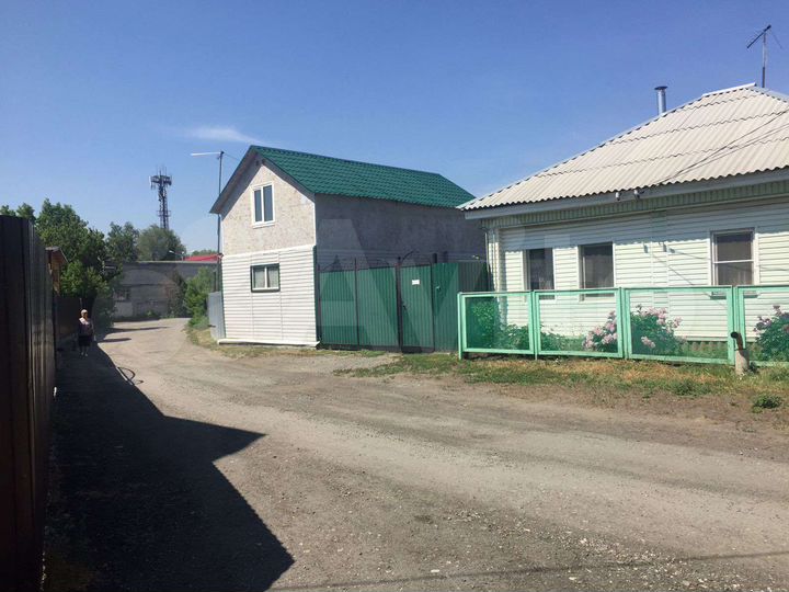 Дом 72 м² на участке 4 сот.