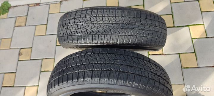 Bridgestone Blizzak VRX2 165/60 R15