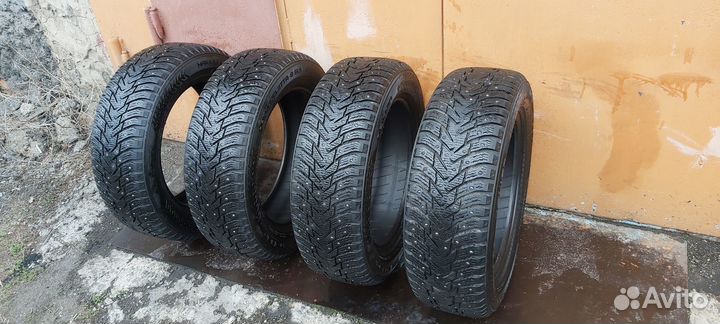 Nokian Tyres Hakkapeliitta 8 SUV 225/60 R18 109T