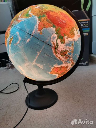 Глобус, микроскоп Levenhuk, карточки