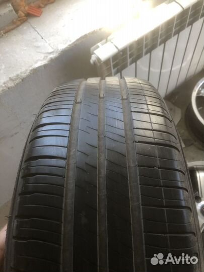 Michelin Energy XM2+ 215/65 R16