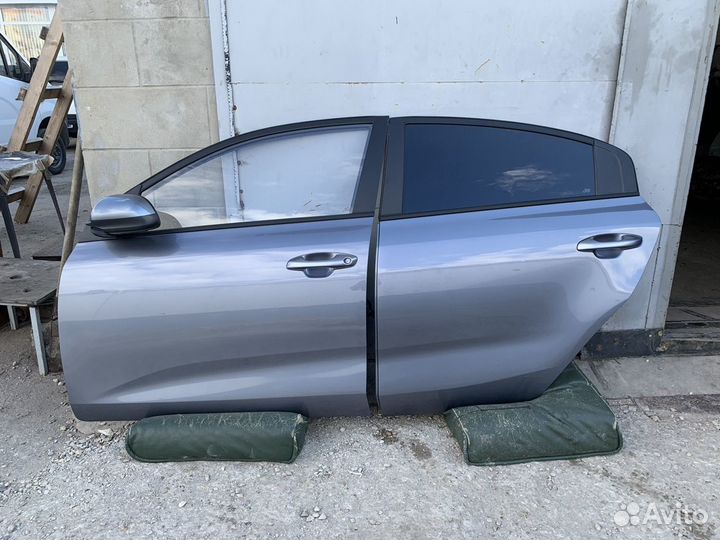 Дверь задняя левая Kia Rio 4 Оригинал 2017-2021