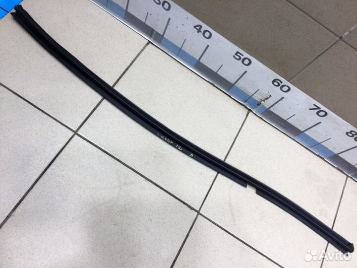 Уплотнитель (внутри) задний левый Hyundai Elantra