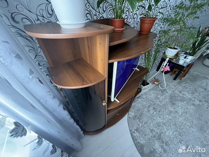 Тумба под телевизор