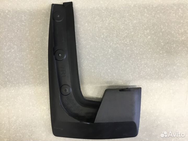 Брызговик задний левый Toyota RAV 4 2013-2018