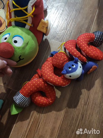 Развивающие игрушки для малышей