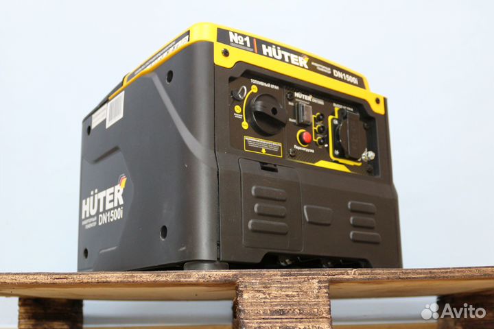 Бензиновый гeнeратор Huter 1,2 кBт