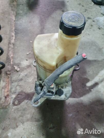 Насос эгур Volvo S40 2.4 B5244S 2007-2012