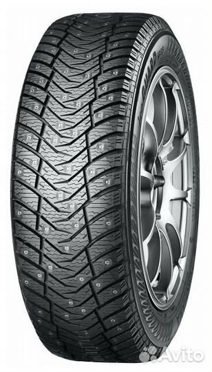 Yokohama IceGuard Stud IG65 235/55 R18 104T