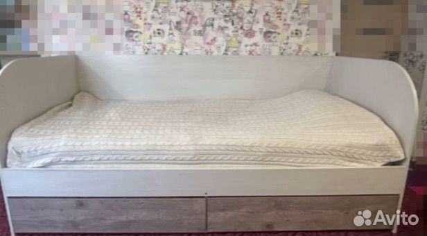 Кровать полуторка с матрасом и ящиками