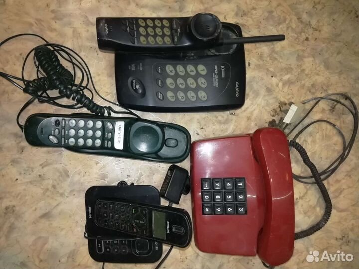 Проводной телефон