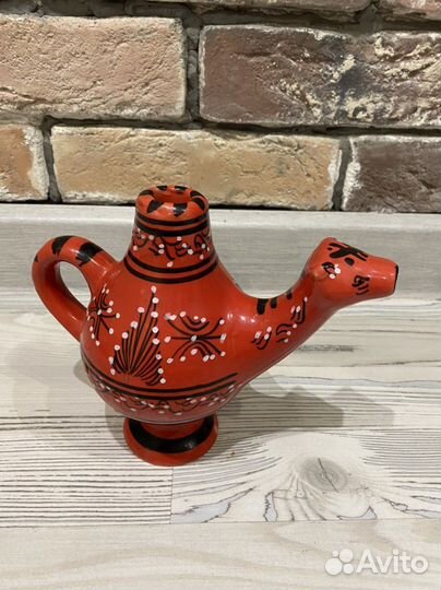 Кувшин -непроливайка из Туниса (ручная работа)