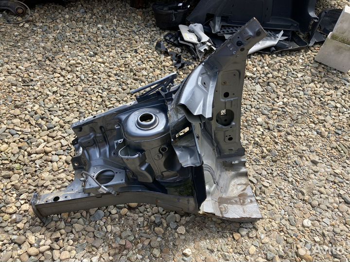 Передняя правая четверть, лонжерон Шкода Фабия 2