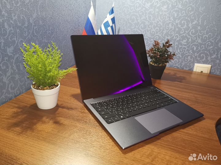 Hоутбук Huawei matebook 14 новый