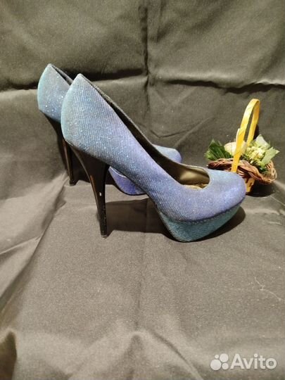 Туфли Ronzo на платформе 38 размер