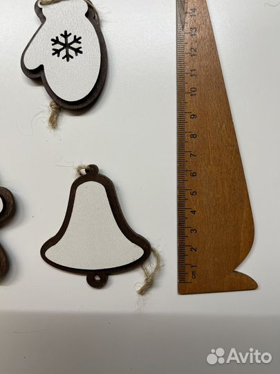 Елочные игрушки из дерева