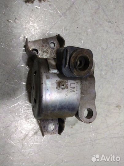 Опора двигателя Opel Corsa D Z12XEP 2008