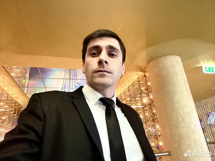 Заместитель директора по общим вопросам