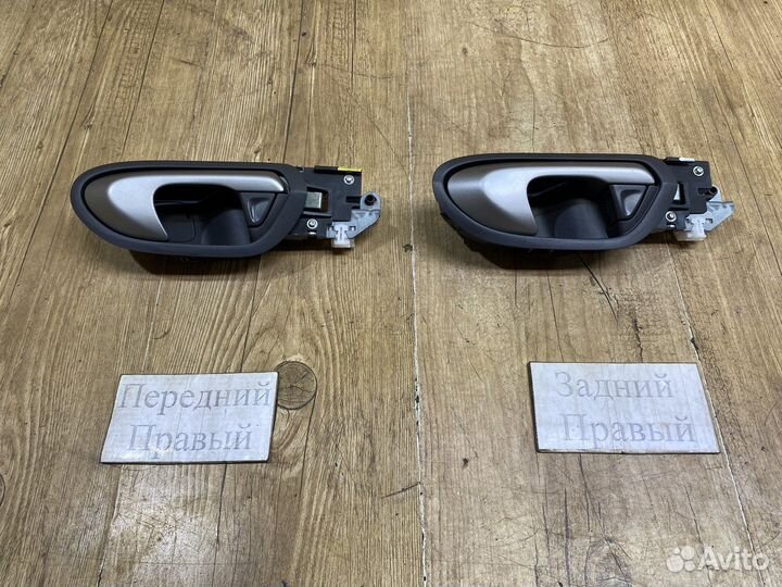 Ручка двери правая внутренняя Honda Civic 4D 05-12
