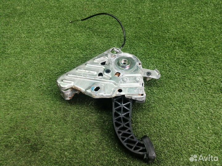 Рычаг стояночного тормоза Mercedes Glk