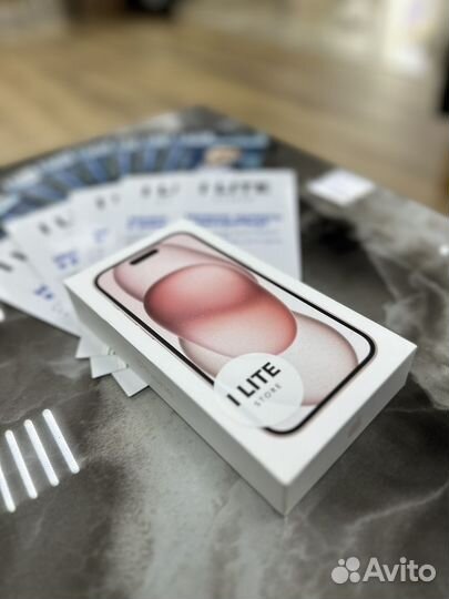 iPhone 15, 256 ГБ