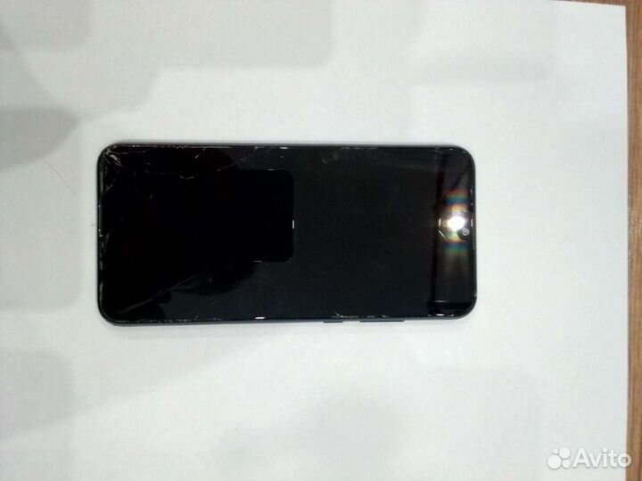 Смартфон honor 10i