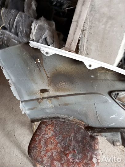 Крыло мерседес спринтер