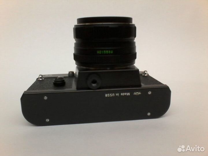 Плёночный фотоаппарат Зенит-11