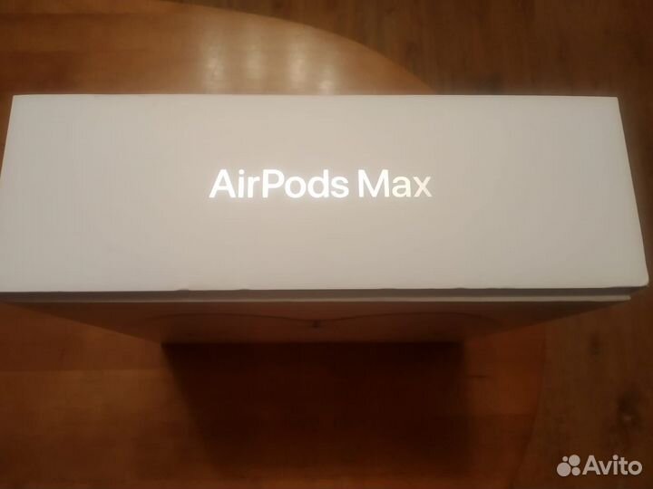 Коробка от наушников Apple Airpods Max