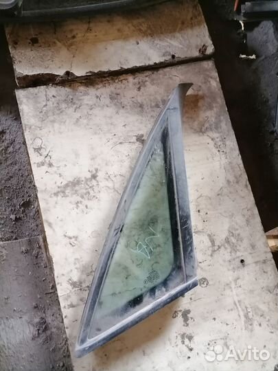 Задняя правая форточка Ауди А4 Б5