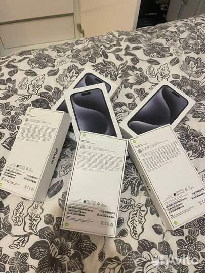 Телефон iPhone 15 pro 1tr