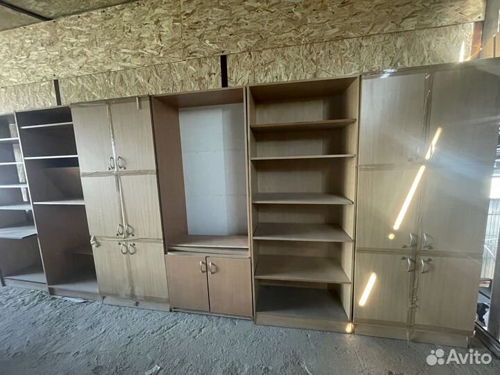 Шкафы и стеллажи бу