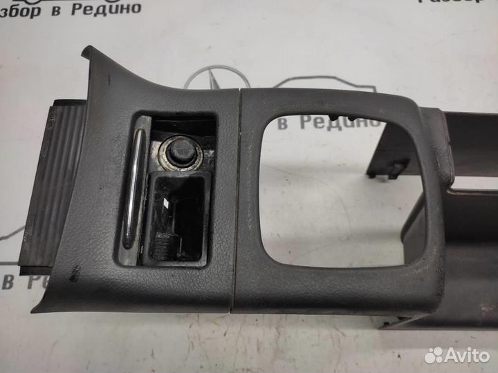 Подлокотник Vaneo 414 vaneo 166.961 2002